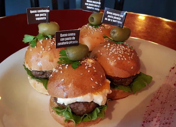 mini burger