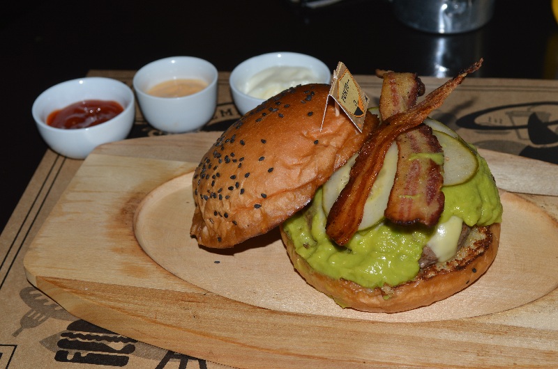 hamburguesa con wasabi