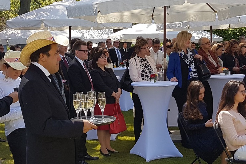 Asado Benitez en Alemania