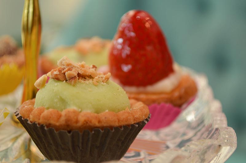 Todos los productos de Delice de France son elaborados a la manera antigua de la repostería francesa, por profesionales de esa nacionalidad.