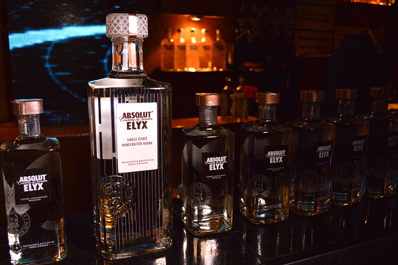 Absolut Elyx, un vodka elaborado en forma artesanal para cuya destilación se utiliza un antiguo alambique de cobre.