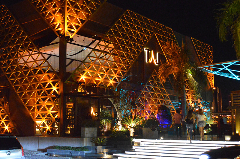 Taj en Plaza Moiety. Hasta el momento es el local más espectacular de todos los habilitados en dicho centro de entrenimiento.