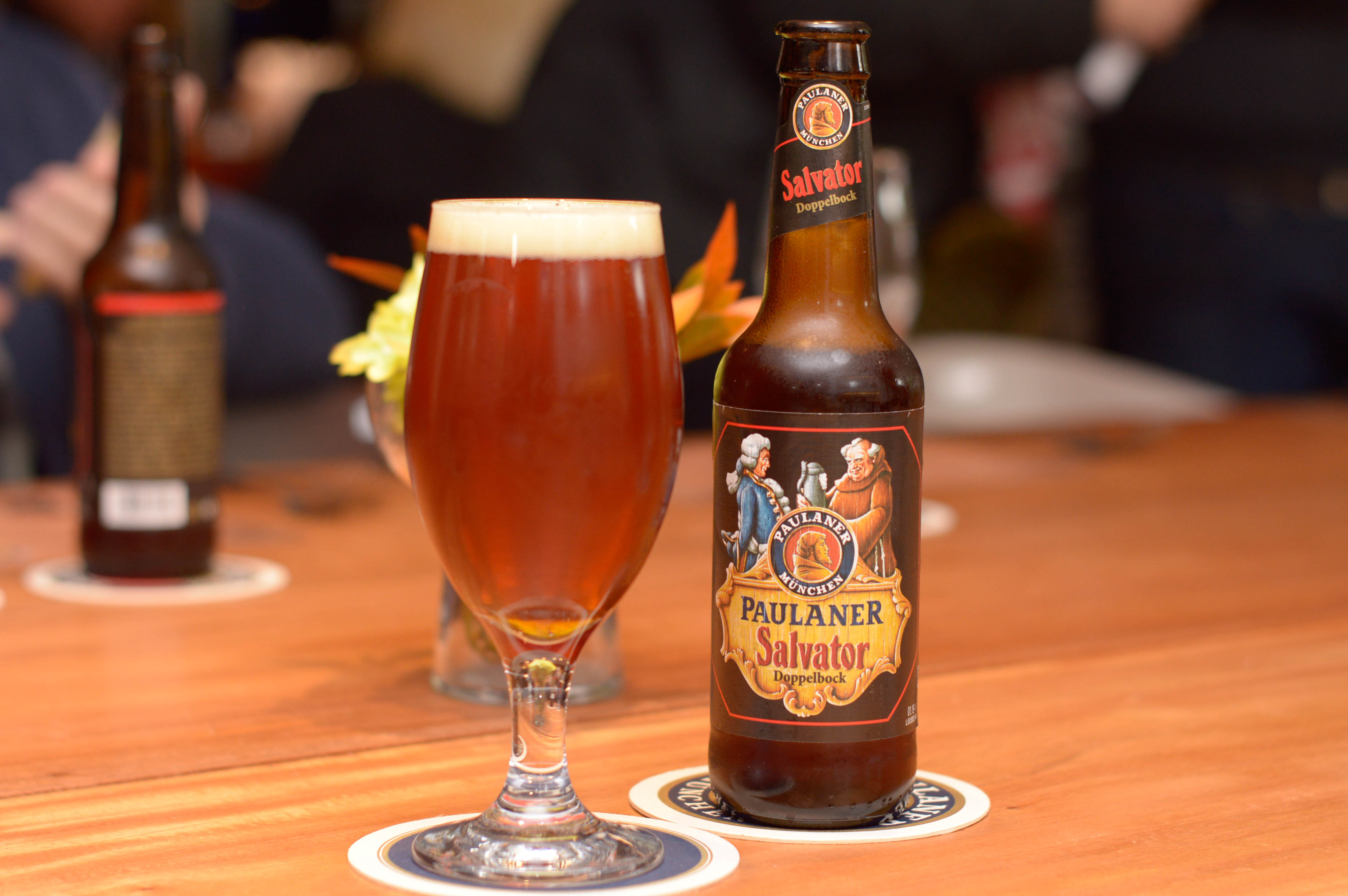 Salvator, la dobule bock de Paulaner, que busca conquistar el paladar de los paraguayos. A la tradicional calidad cervecera alemana se suma un sabor diferente y un tenor alcohólico que piden un maridaje.