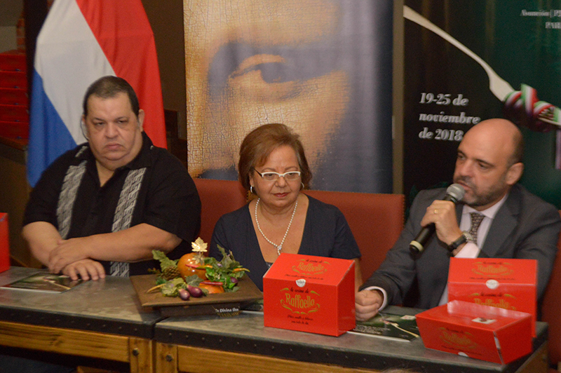 los tres presentadores