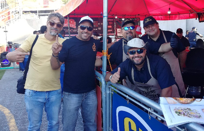 De izquierda a derecha, Peta Ruger, Negro Riveros, Leyman Salim, Federico Quesada Olivares y Alejandro Esquivel Rodríguez. Fotos gentilieza de Helga Pfingst Salim.