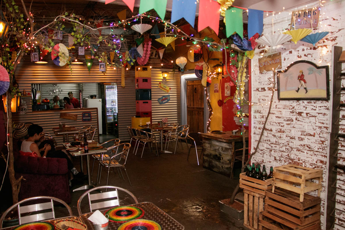 Este es el local de la La Candelaria, ubicado sobre Cruz del Chaco y Souza, donde tiene lugar el festival de comida callejera colombiana.